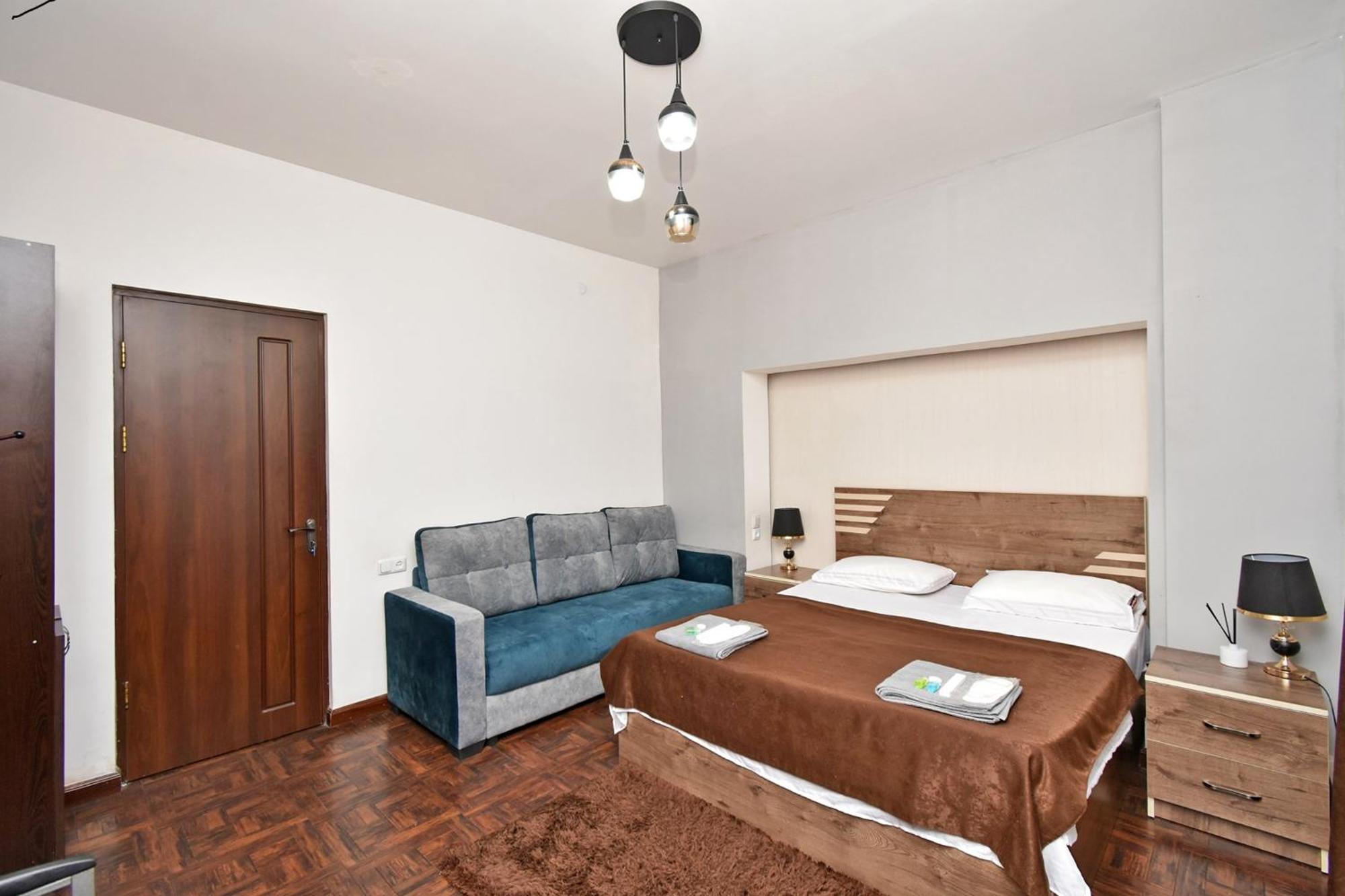 A&S Hotel Yerevan Exterior photo